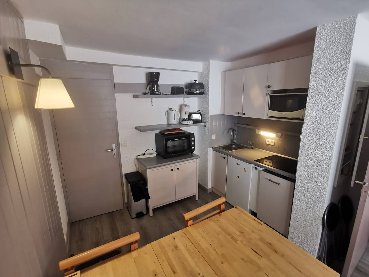 Ganze Wohnung, Gemütliche Wohnung mit Balkon, Pool und optionalem Parkplatz in Plagne 1800 in La Plagne, La Plagne-Tarentaise