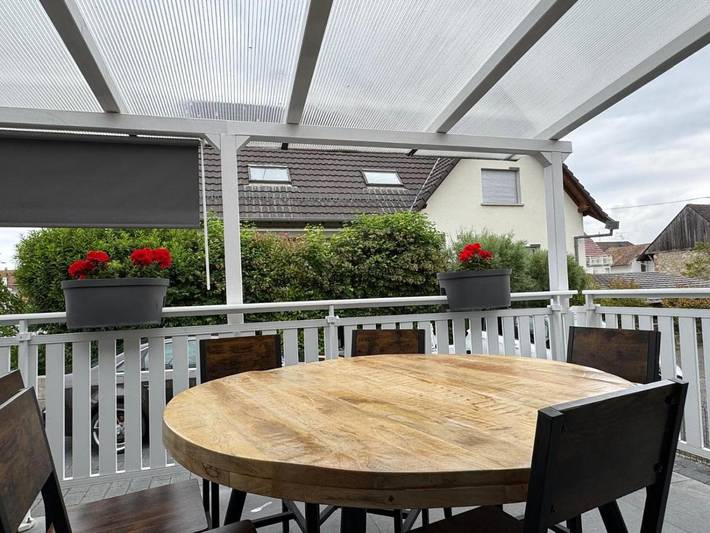 Ferienhaus für 7 Personen, mit Ausblick und Balkon in Dreiländereck