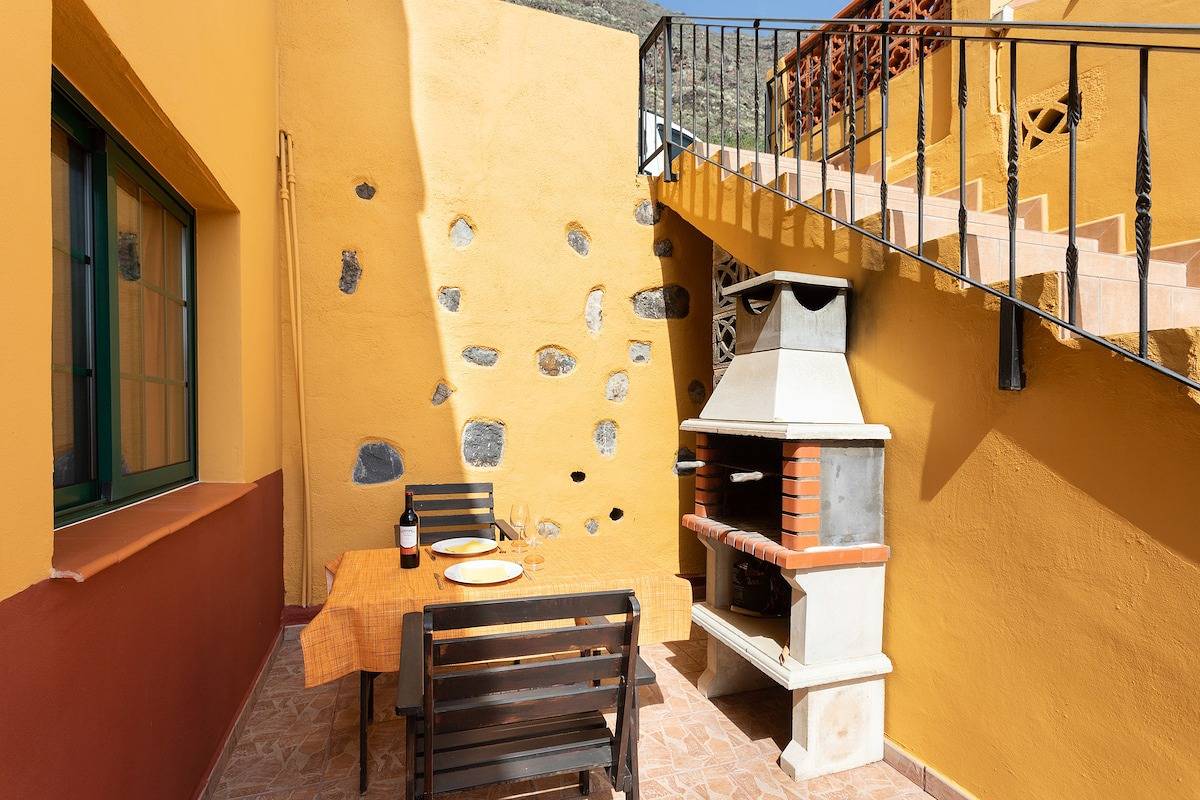 Ganze Wohnung, Ferienwohnung für 3 Personen mit Terrasse in El Tabaibal, Hermigua