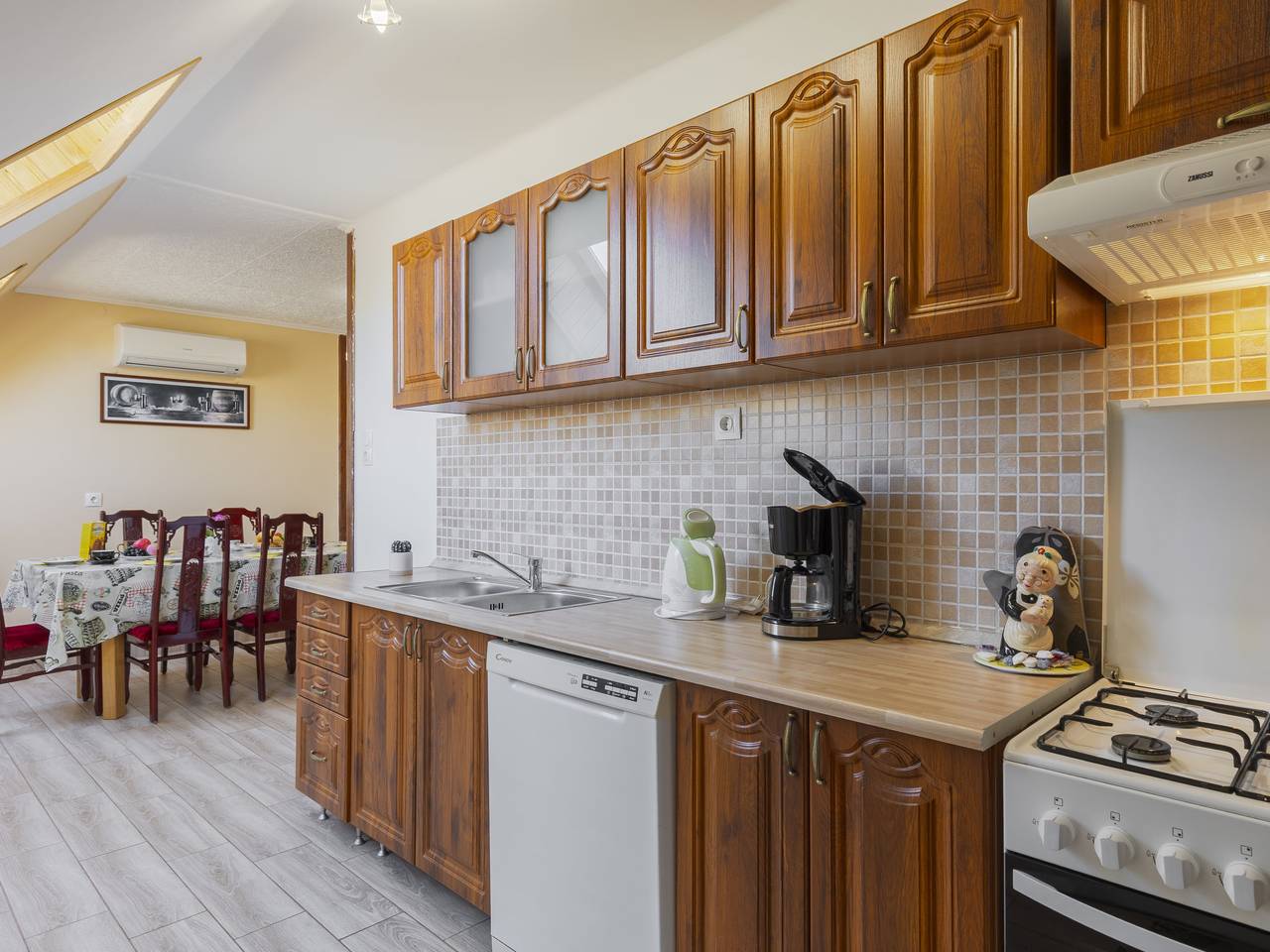 Ganze Wohnung, Pajtas 1 in Balatonfenyves, Plattensee Südufer