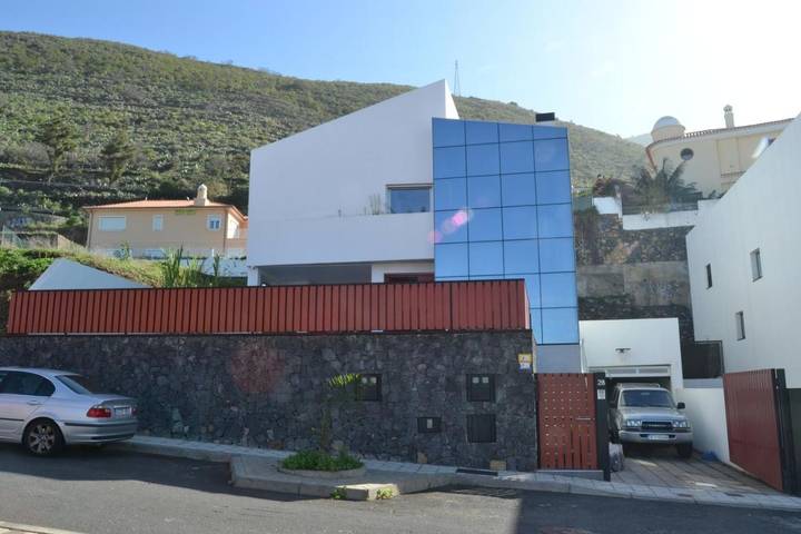 Chalet para 6 personas, con piscina además de jardín y vistas en Valle de la Orotava - 2