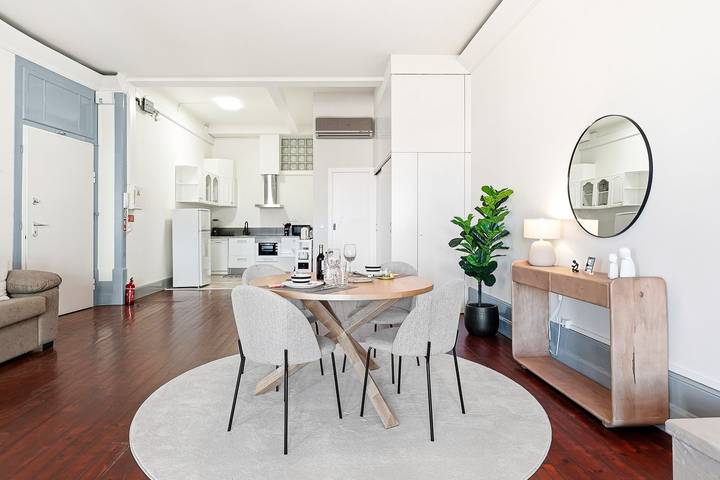 Entire studio, Guestready - Grand Heritage Borges Loft in Coimbra, Coimbra District