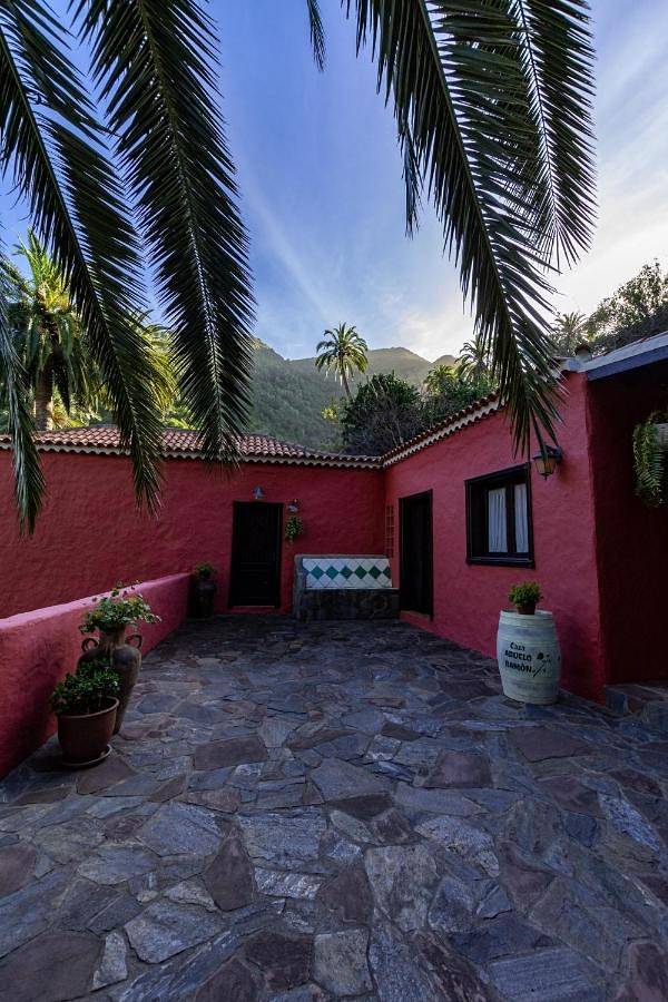 Three-Bedroom House in Vallehermoso, Garajonay