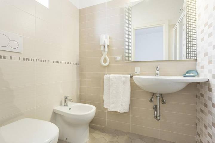 Location de vacances pour 2 personnes, avec balcon dans Bellaria-Igea Marina - 3