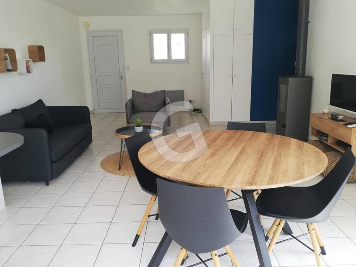 Holiday Home (4 Adults) in Saint-Hilaire-la-Forêt, Vendée