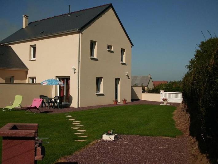 Location de vacances pour 3 personnes, avec Terrasse et Jardin à Grosville
