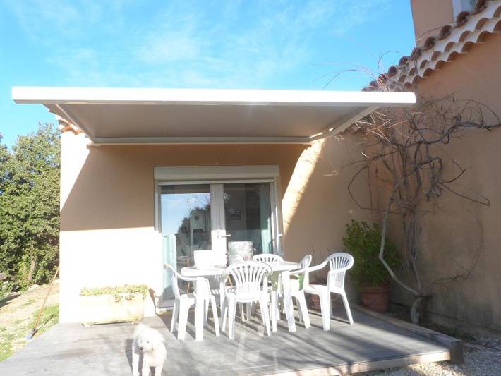 Location de vacances pour 4 personnes, avec vue ainsi que piscine et jardin à Lafare - 4