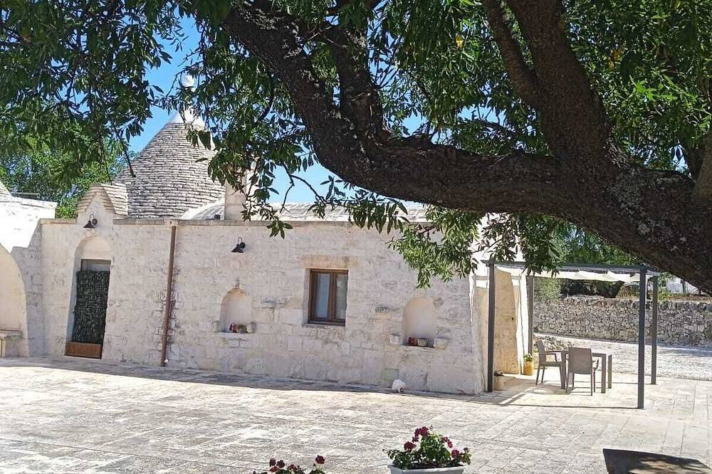 Trulli of the Chain in Martina Franca, Taranto Province