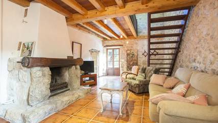 Villa in Pollença, Serra de Tramuntana für 9 