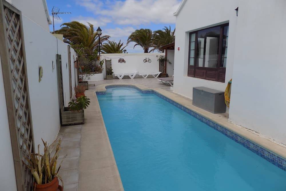 Villa for 6 People in Playa Matagorda, Tías
