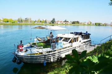 Bateau pour 2 personnes, avec vue et jardin, animaux acceptés dans Grand Est