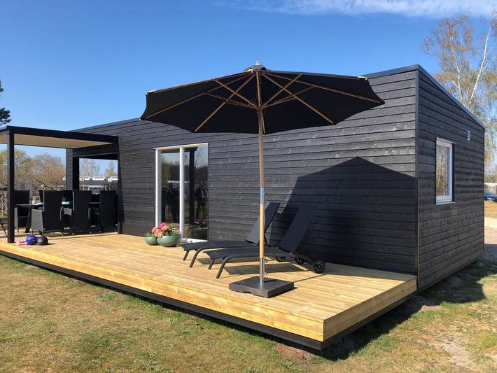 Camping para 6 personas, con jardín además de piscina y terraza en Dinamarca