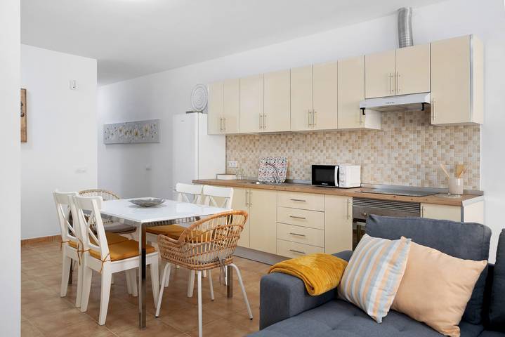 Ferienhaus 'Campo Amor Bajo' mit Bergblick, privater Terrasse und Wlan in Argana Alta, Arrecife