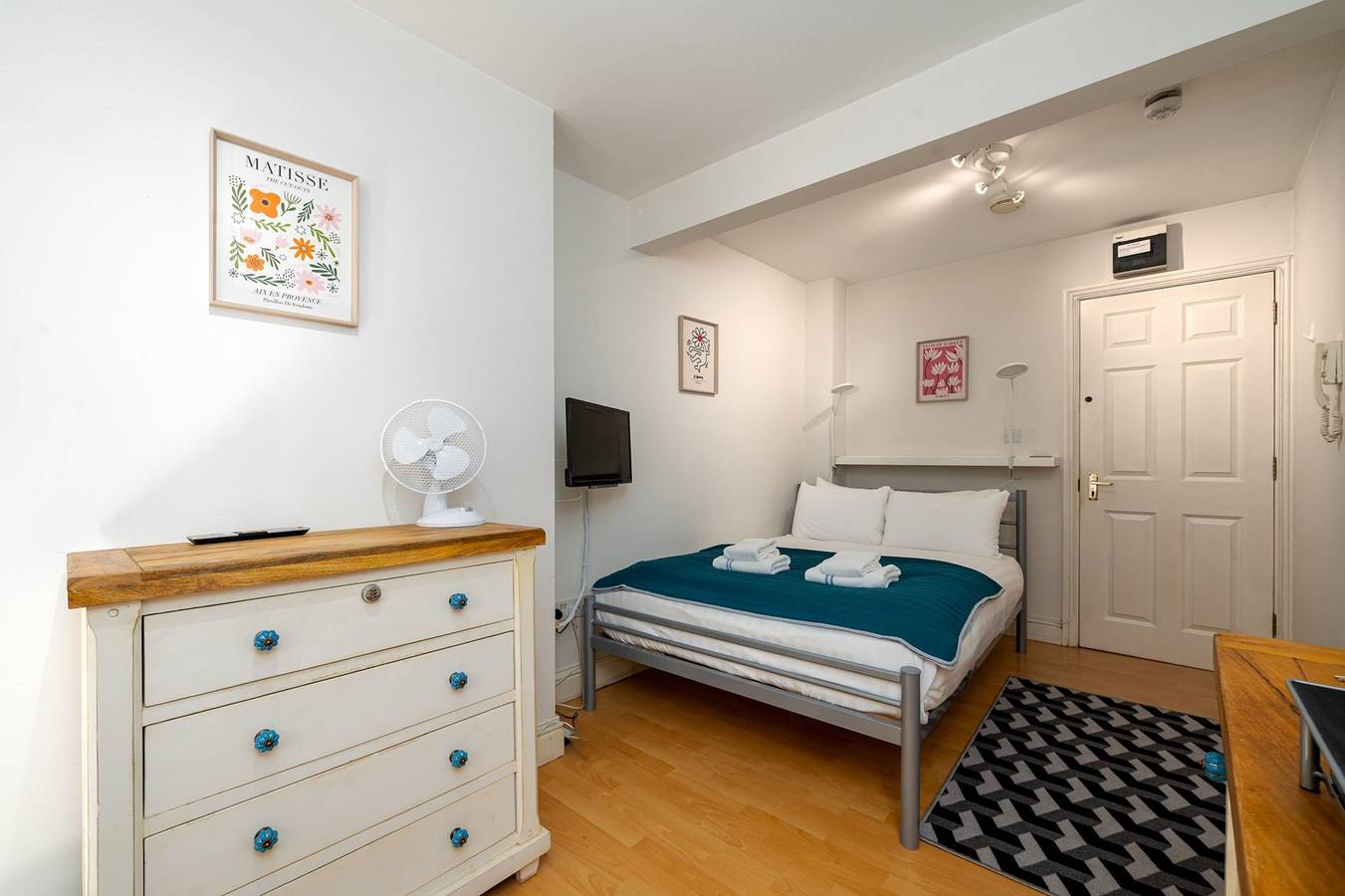 Entire apartment, Ldn - Dennington in London in Camden, London
