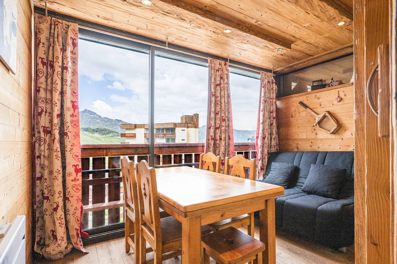 Geheel appartement, Appartement '6p Au Pied Des Pistes' met Uitzicht op de Bergen, Balkon en Wifi in Val Thorens, Les Trois Vallées