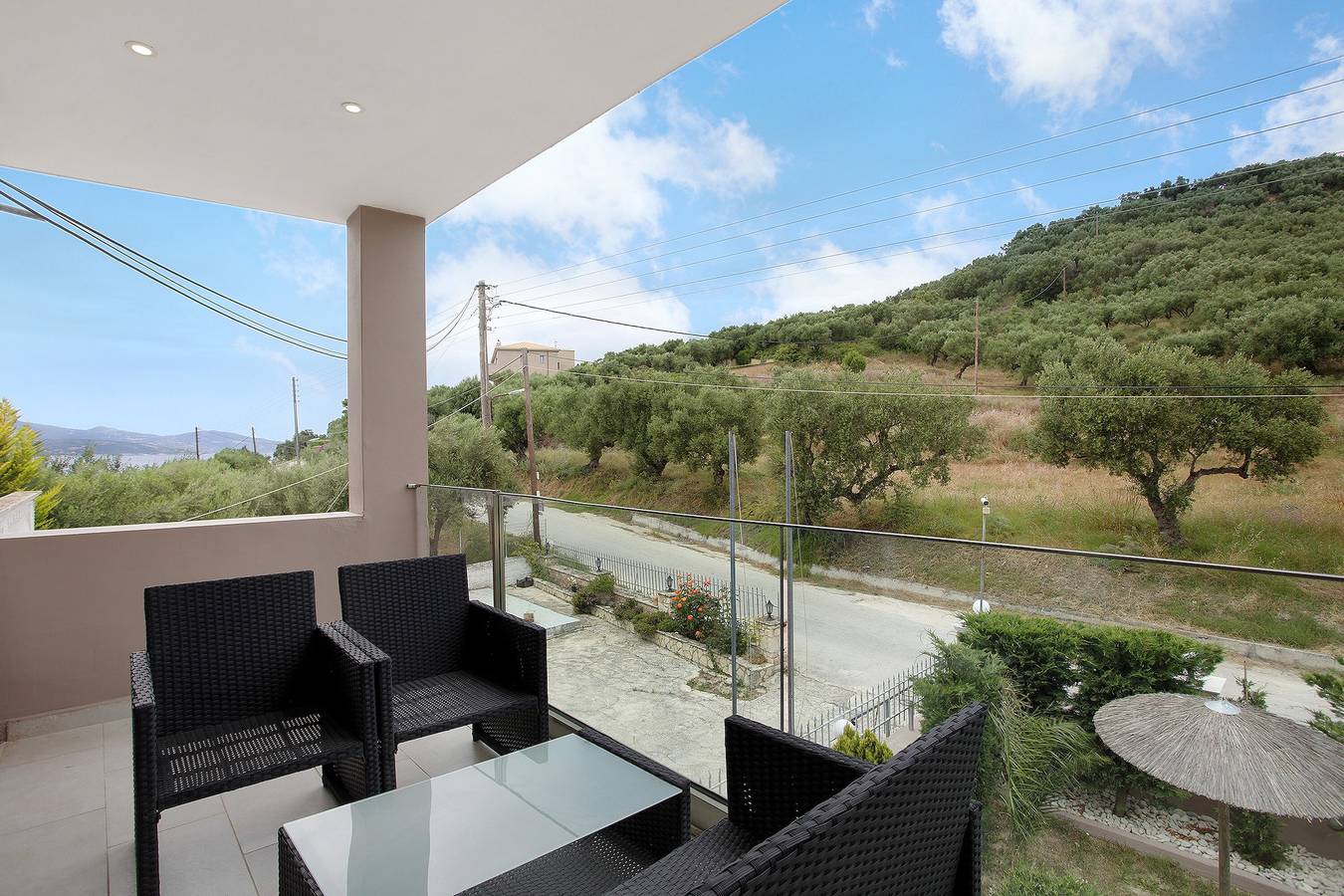 Entire studio, Studio apartment "Villa Dionysia A3" close to the Beach with Shared Pool in Alykanas, Alykes