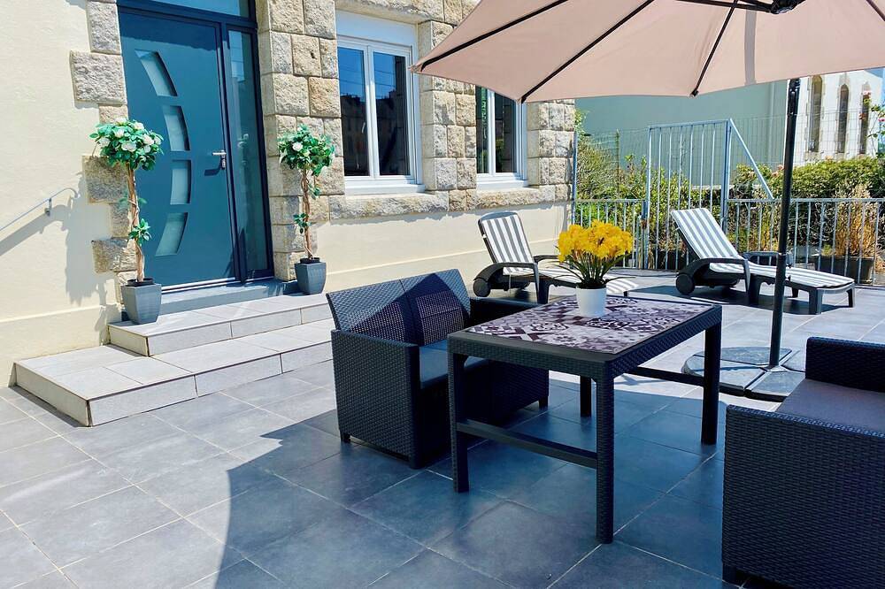Entire apartment, Spacieux Appartement Terrasse en Plein Centre de Quimperlé in Quimperlé, Quimper region