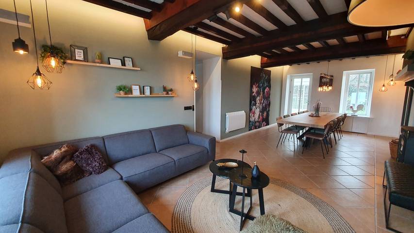 Gîte pour 12 personnes, avec Jacuzzi ainsi que Piscine et Sauna à Millay - 2