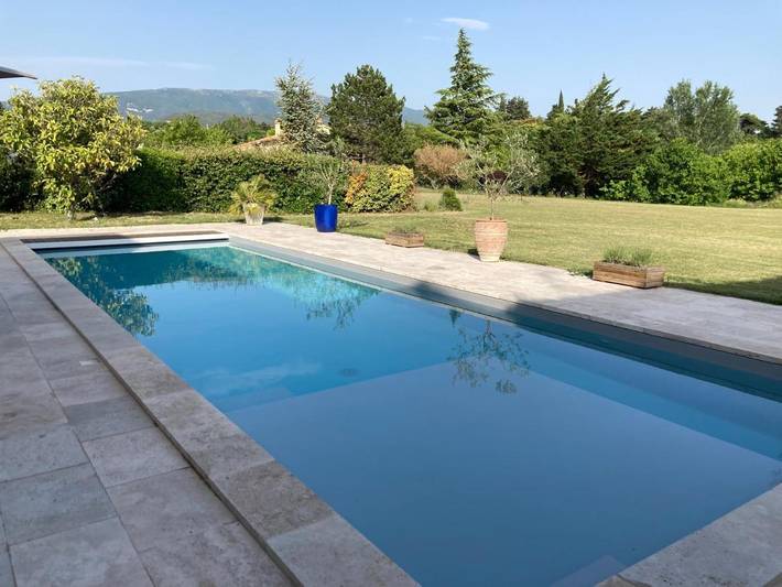 Location de vacances pour 2 personnes, avec terrasse ainsi que jardin et piscine à Taulignan - 4