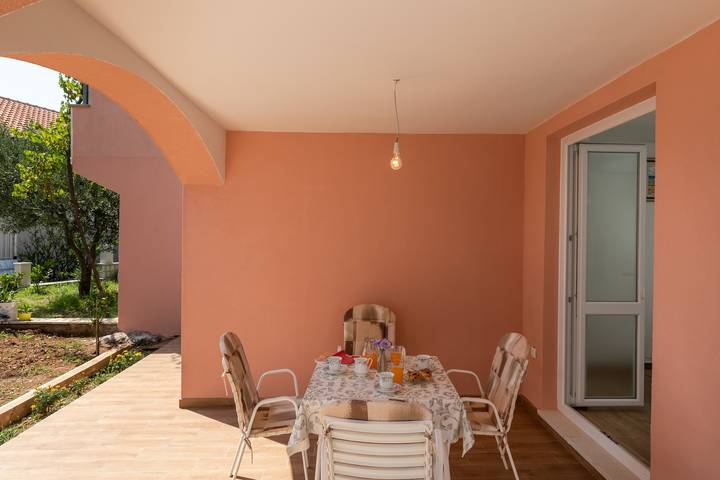 Ganze Wohnung, Apartment Nike - Two-Bedroom Apartment with Terrace in Brasina, Dubrovnik-Neretva