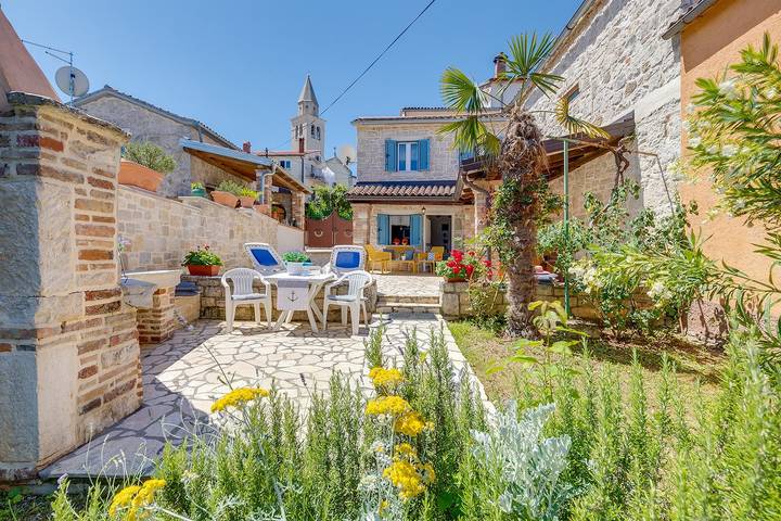 Ferienwohnung für 3 Personen, mit Garten, mit Haustier in Funtana - 2