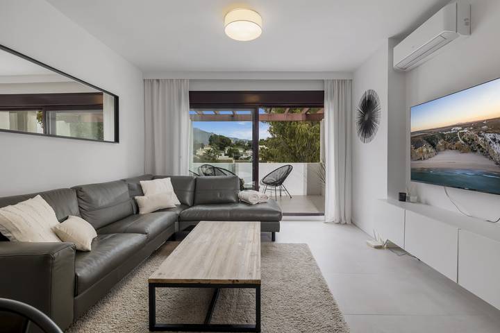 Entire apartment, Penthouse La Fuente in Marbella West, Marbella