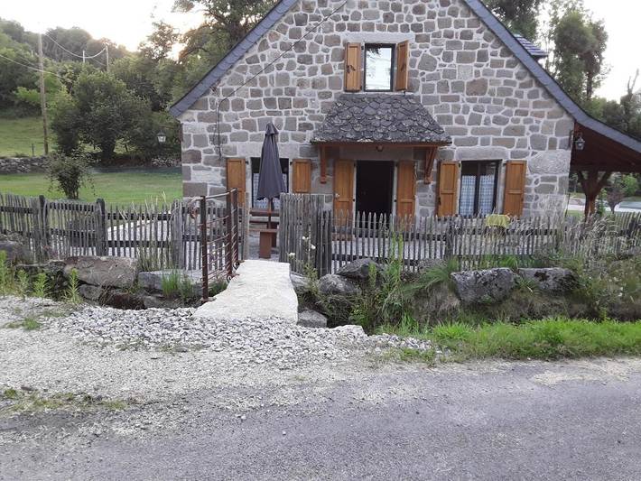 Maison de vacances pour 5 personnes, avec Terrasse ainsi que Jardin et Vue à Menet