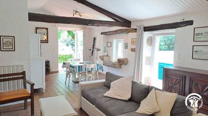 Gîte pour 4 Personnes dans Saint-Salvy-de-la-Balme, Parc naturel régional du Haut-Languedoc, Photo 2