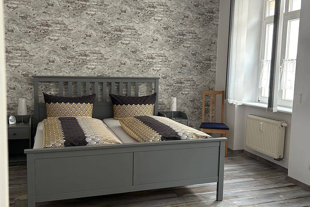 Ganze Wohnung, Ferienwohnung Am Theaterplatz- Ihr Feriendomizil im Zentrum von Meißens Altstadt in Meißen, Meißen Region