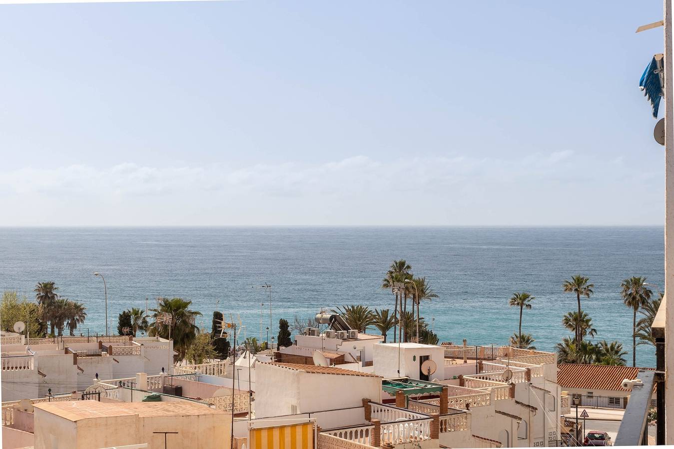 Entire apartment, Apartment 'Albaida 4J' with Sea View, Shared Pool & Wi-Fi in Nerja Centre, Nerja