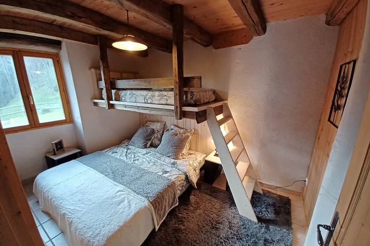 Appartement entier, L'appartement Panoramik dans un Chalet d'Alpage avec une vue exceptionnelle in Champagny-en-Vanoise, Massif de la Vanoise