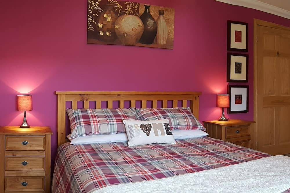 Luxus Fisherman's Cottage in ruhiger Highland Village Location. in Highlands