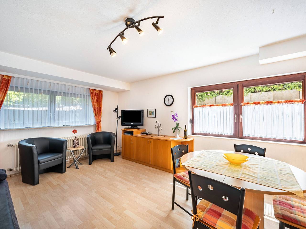 Ganze Ferienwohnung, Haus Am Weinberg - Ferienwohnung 1 in Endingen am Kaiserstuhl, Endingen