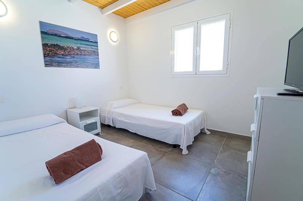 Apartamento entero, Apartamento luminoso dos dormitorios con balcón in Tahiche, Teguise
