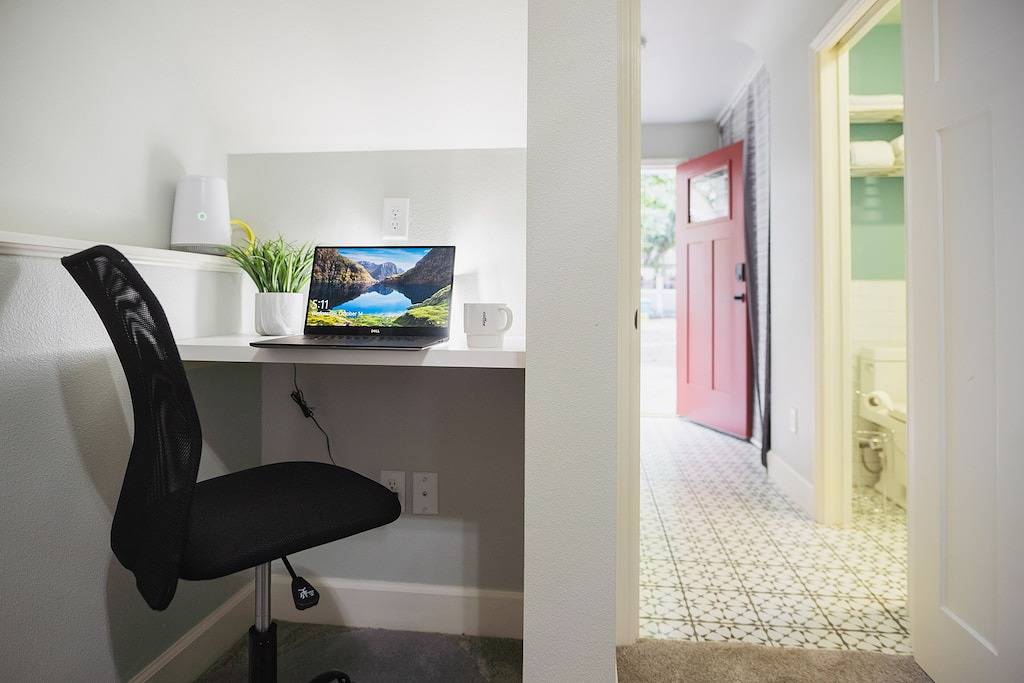 Overlook Cottage, Upscale w/ Off-Street Parking! in Portland, Multnomah County