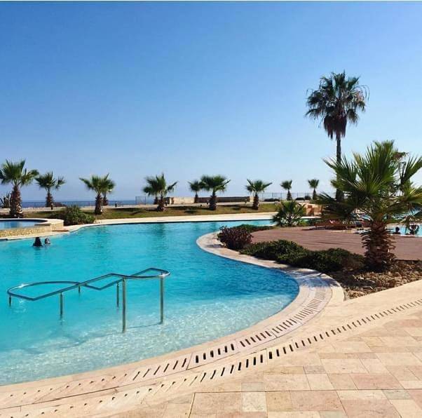 Ferienhaus für 7 Personen, mit Ausblick und Pool sowie Balkon - 1