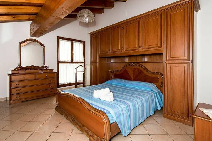 Villa für 4 Personen, mit Garten und Pool in Bardolino - 2