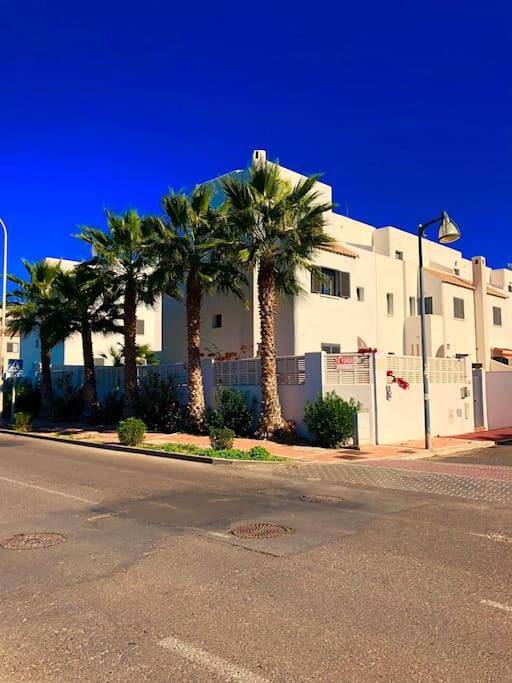 Villa cinco palmas in Almerimar, El Ejido