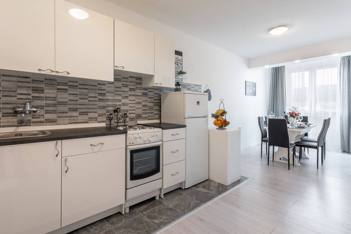 Ganze Wohnung, Apartment Jamblip - Two Bedroom Apartment with Balcony in Split, Split-Dalmatien