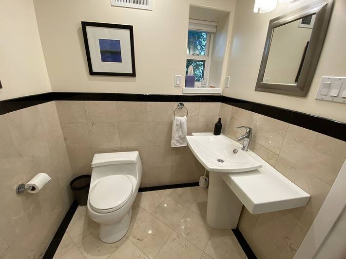 Vacation home for 4 people, with hot tub in Russian River