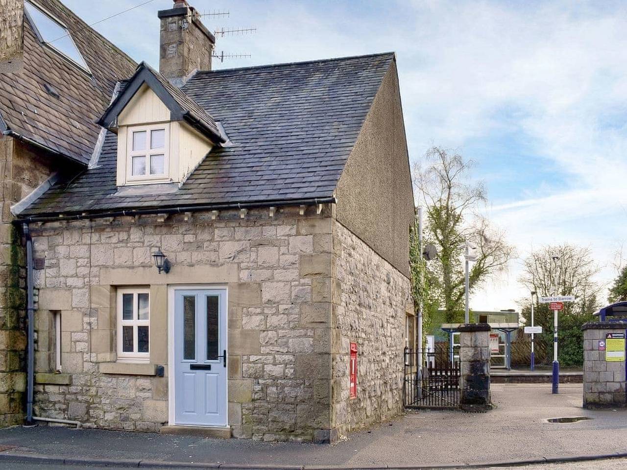 Cottage for 4 People in Silverdale, Lancashire