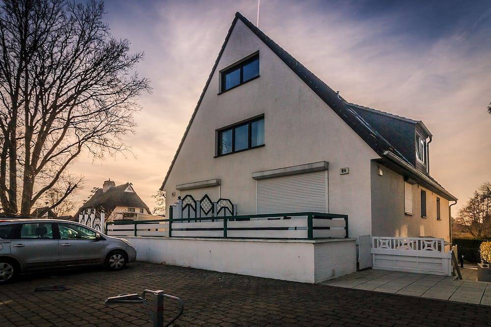Ganze Wohnung, Nichtraucher Ferienwohnung \"Ostseezauber 2\" für 1 - 3 Personen in Scharbeutz in Scharbeutz, Ostholstein
