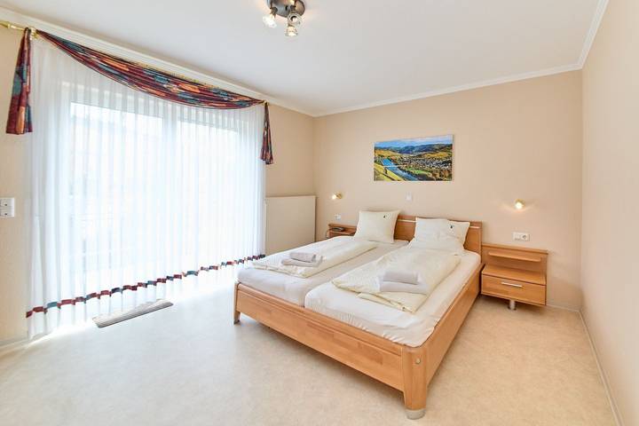 Ferienwohnung für 4 Personen, mit Balkon und Garten in Lieser - 4
