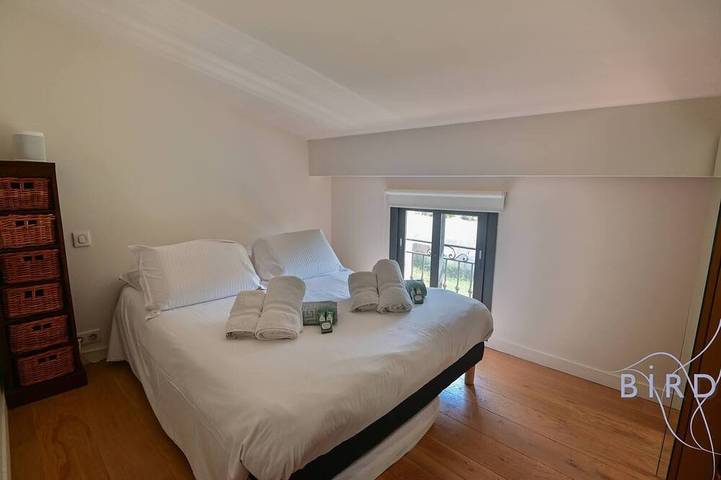 Location de vacances pour 8 personnes, avec Balcon ainsi que Jardin et Piscine à Pégomas - 4
