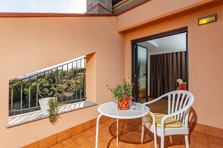 Feriehus for 2 personer med jacuzzi in Furci Siculo, Messina Provinsen