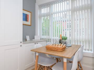 Glamping for 6 People in Leeds, West Yorkshire, Photo 4