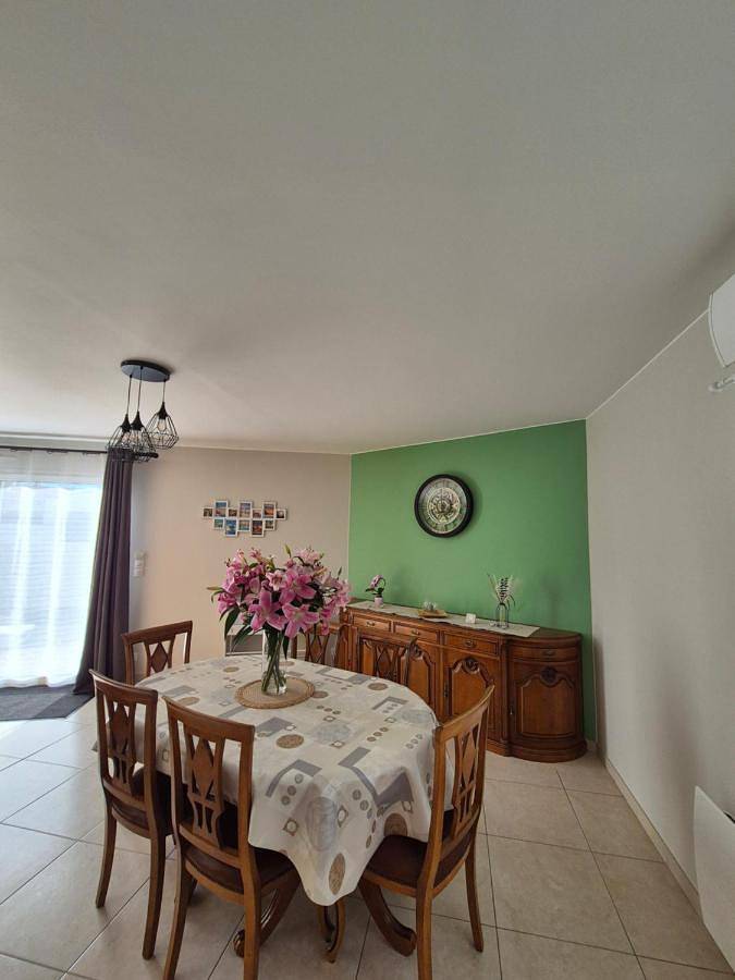 Location de vacances pour 4 personnes, avec terrasse et jardin à Puilboreau - 4