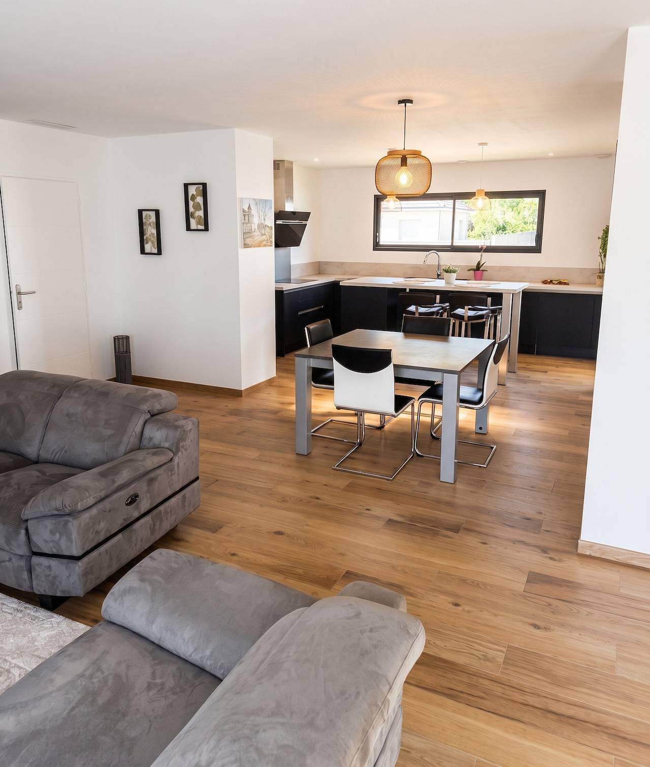 Warm, air-conditioned house in Aressy with terrace in Aressy, Béarn