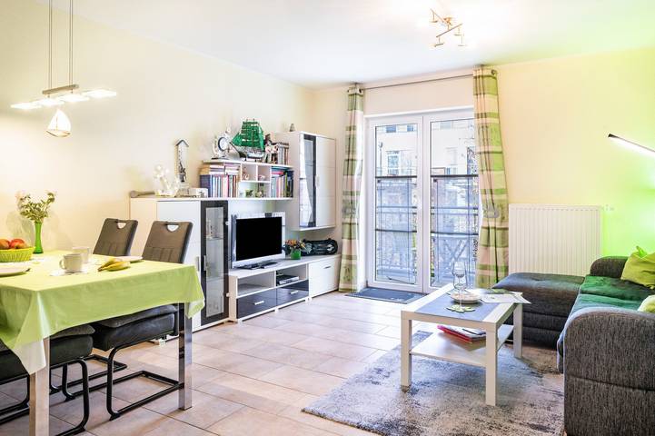 Ferienwohnung für 2 Personen, mit Balkon in der Rostocker Heide