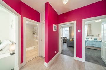 Holiday Rental for 4 People in Dundee, Angus, Photo 2